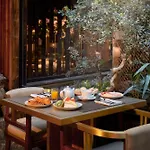 Hotel Avani Avenida Liberdade 4*