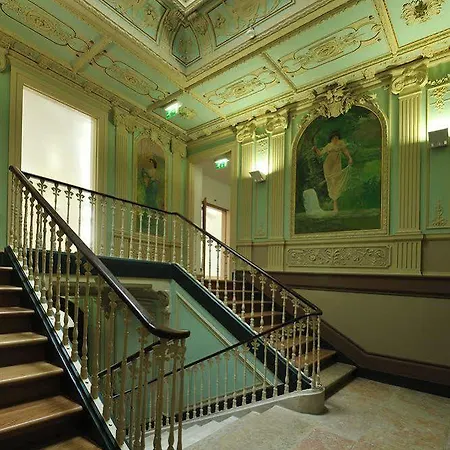 Hotel Avani Avenida Liberdade 4*